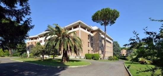 Foto Casa per Ferie Enrico De OssÃ²