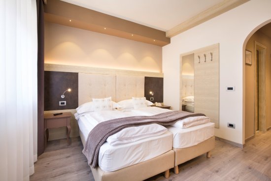 Foto Hotel Azola