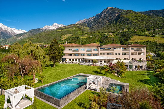 Foto Hotel Fayn Garden Retreat