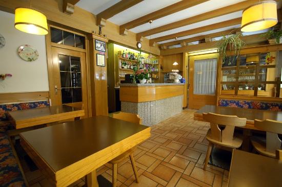 Foto Albergo  RISTORANTE Alla Perla