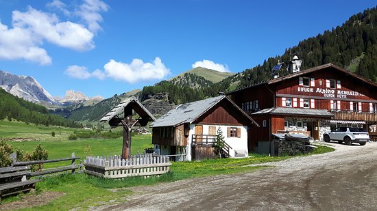 Foto Rifugio Micheluzzi