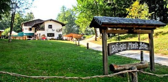 Foto rifugio monte lefre