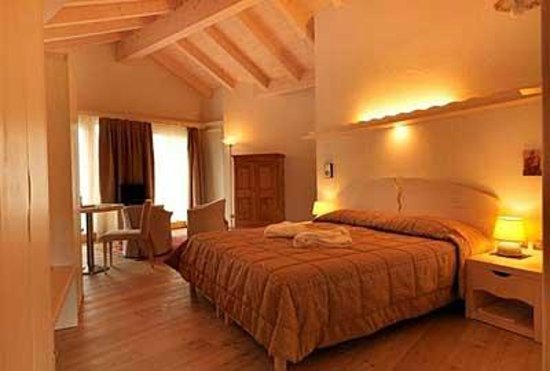 Foto Castelir Suite Hotel